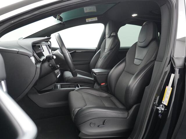 Tesla Model X 75D All Wheel Drive Trekhaak Luchtvering Adaptive Cruise Enchanced AutoPilot Premium Connectivity Panoramaraam Vleugeldeuren Camera's Elektr.Stoelen+Verwarmd+Geheugen Keyless Wifi 4WD Led Koplampen Lmv Led Bordherkenning Verwarmde Sproeiers-bladen Rijstro
