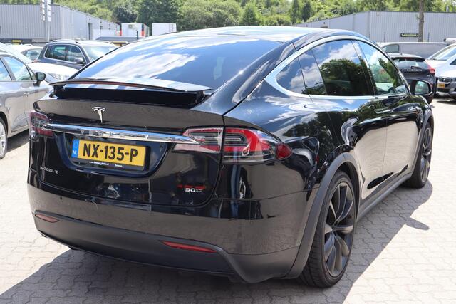 Tesla Model X 90D Base 6p. SOH 92%, Camera rondom, Navigatie, 6 Persoons, Cruise control, Lederen interieur