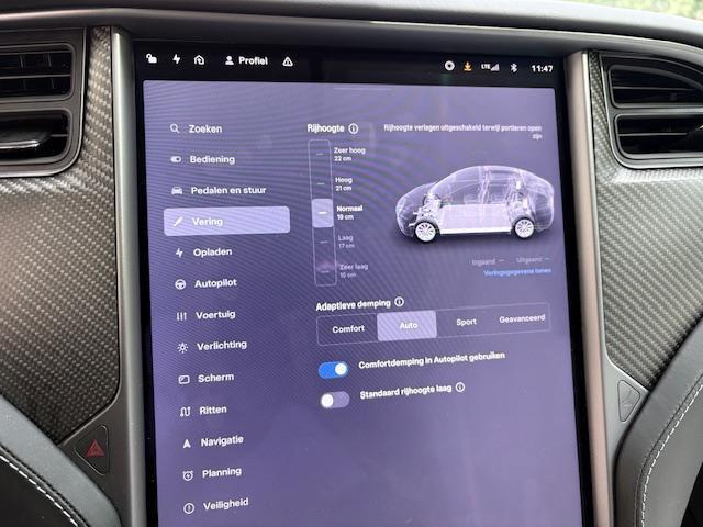Tesla Model X Performance Ludicrous + / 814PK / Chrome delete / Carbon / Raven / AP3