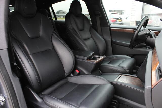 Tesla Model X Long Range / Autopilot / Trekhaak / N.A.P.