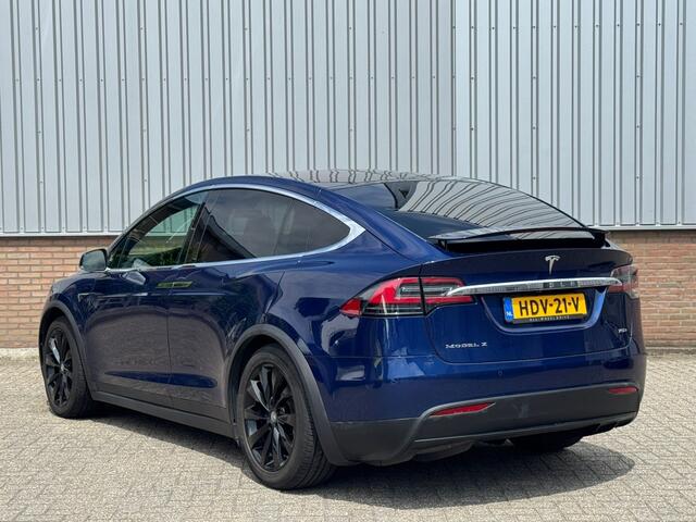 Tesla Model X 75D Base 6 persoons