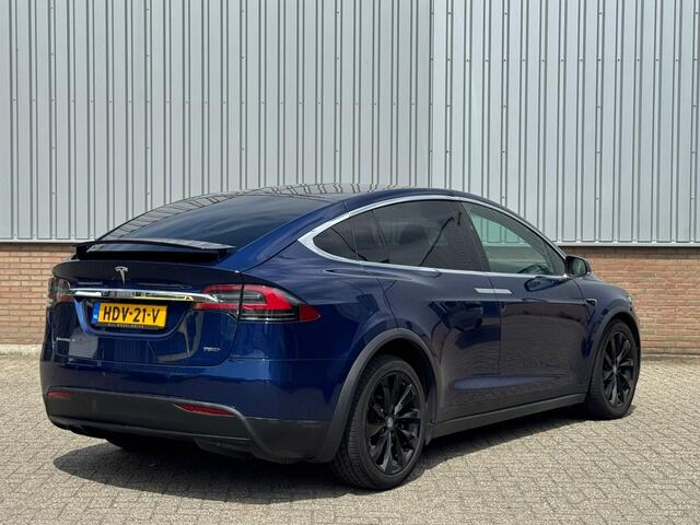 Tesla Model X 75D Base 6 persoons