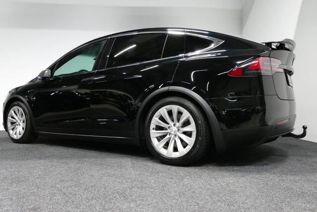 Tesla Model X Long Range / Lederen bekleding / Trekhaak / Autopilot / Carbon pakket / Camera / Stoelen+stuurwiel verwarming / Luchtvering
