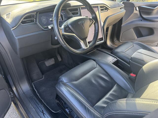 Tesla Model X 90D Base 7p. FREE SUPERCHARGE !