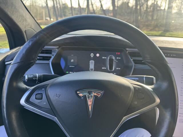 Tesla Model X 90D Base 7p. FREE SUPERCHARGE !
