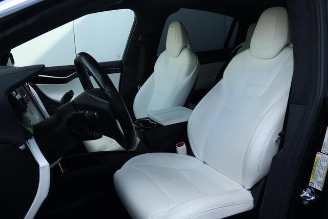 Tesla Model X 75D Base 7p. / Camera / Climate Pack