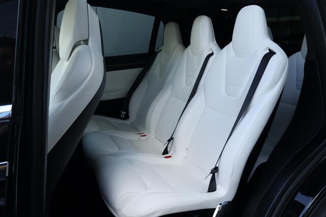 Tesla Model X 75D Base 7p. / Camera / Climate Pack