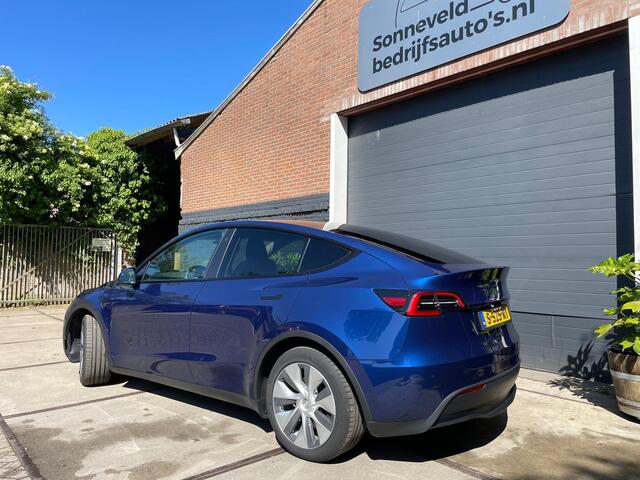 Tesla Model Y RWD 58 kWh Blauw metallic