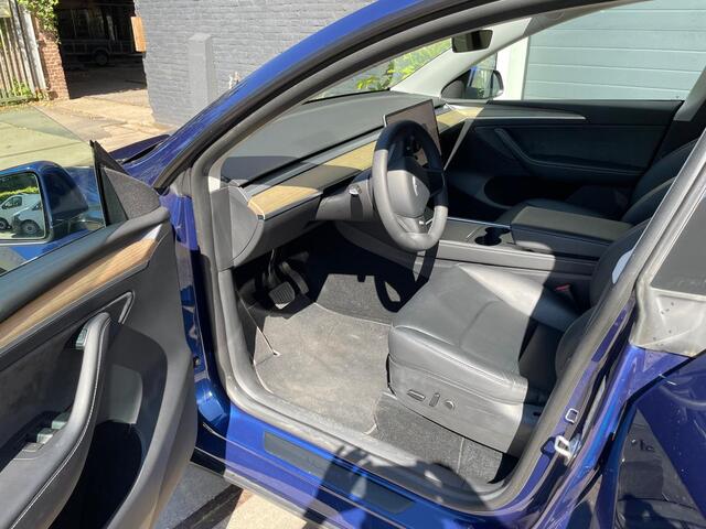 Tesla Model Y RWD 58 kWh Blauw metallic