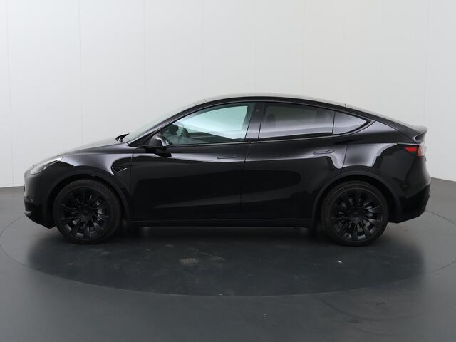 Tesla Model Y Long Range AWD 75 kWh | SOH 95% | Panoramadak | Lederen Interieur | Adaptieve Cruise Control | Camera | Dodehoek detectie | LED |