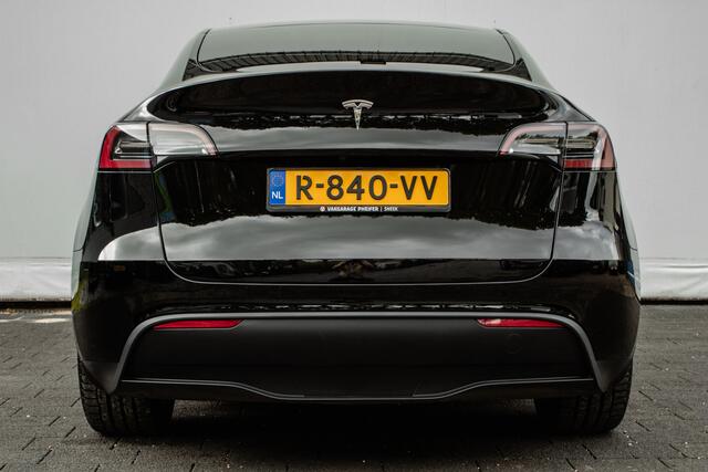 Tesla Model Y RWD 58 kWh Camera/ Leer/ Navigatie/ 19"/ Led/ Adapt. cruise/ Panoramadak