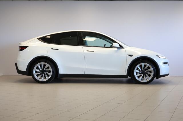 Tesla Model Y Long Range AWD 75 KWH - Premium audio - Warmtepomp
