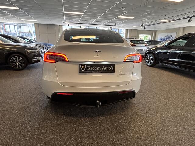 Tesla Model Y Long Range AWD 75 kWh / dec '21 - incl BTW - Leer / Panoramadak / 20 inch / Camera's / BLIS / Afn Trekhaak - 1e Eig -