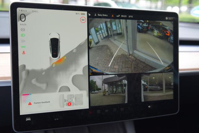 Tesla Model Y RWD 58 kWh Autopilot bas. / Stoelverwarming / BTW auto! Weinig KM!