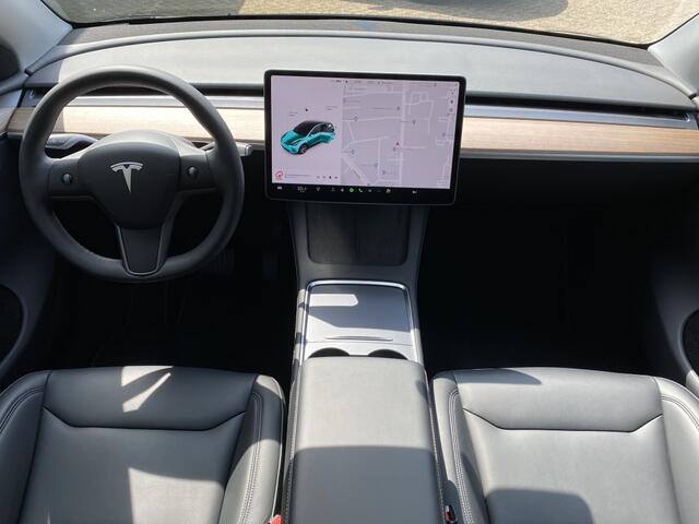 Tesla Model Y RWD 58 kWh