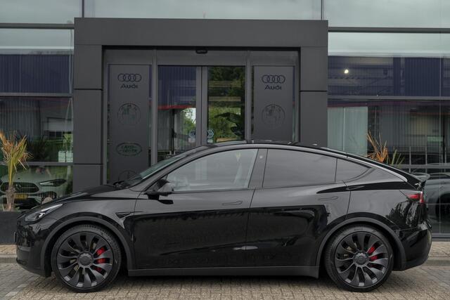Tesla Model Y Performance 462pk AWD 75 kWh Black edition Panoramadak *BTW* NLauto 1e eigenaar