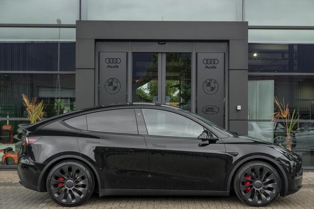 Tesla Model Y Performance 462pk AWD 75 kWh Black edition Panoramadak *BTW* NLauto 1e eigenaar