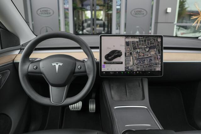 Tesla Model Y Performance 462pk AWD 75 kWh Black edition Panoramadak *BTW* NLauto 1e eigenaar