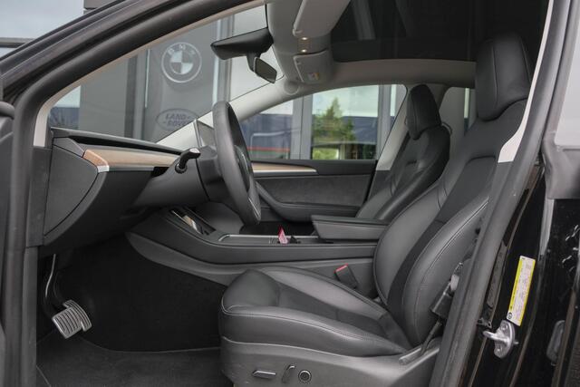 Tesla Model Y Performance 462pk AWD 75 kWh Black edition Panoramadak *BTW* NLauto 1e eigenaar