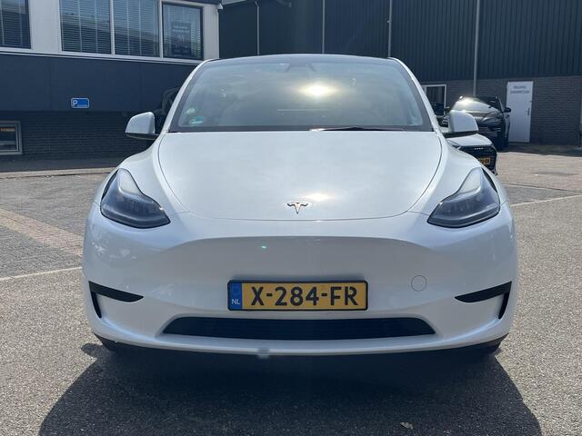 Tesla Model Y RWD 58 kWh AUTOPILOT | WIT LEDER | AFNEEMBARE TREKHAAK