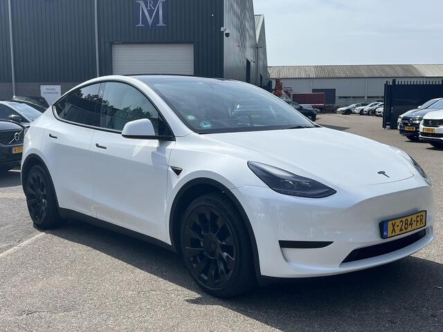 Tesla Model Y RWD 58 kWh AUTOPILOT | WIT LEDER | AFNEEMBARE TREKHAAK
