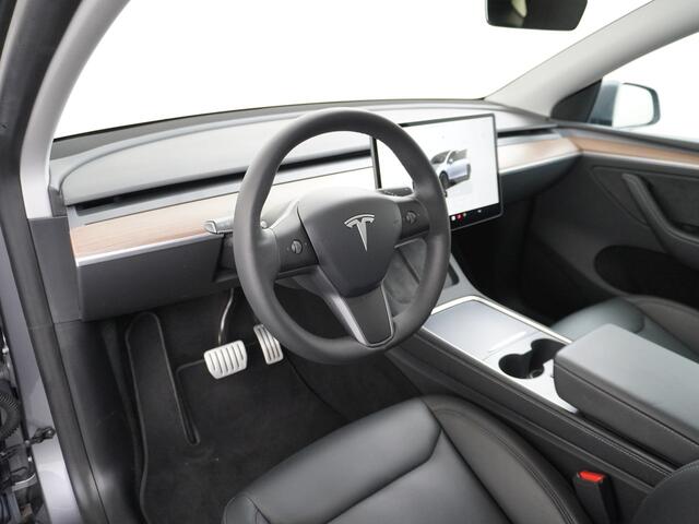 Tesla Model Y Performance 534pk 0-100 3,8 sec. AWD 78,1kWh Warmtepomp 21"Lmv FSD-Comp.3 AutoPilot Carbon-Spoiler Elekr.Achterklep AMD Ryzen-proc.(TM) Premium-HiFi Pano.dak Camera Leer Adaptive-Cruise+Stop&Go Park-Assist PDC-a+v Wifi Ecc Dual Motor Long Range 75kWh 3x C