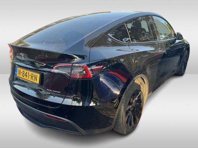Tesla Model Y Long Range AWD 75 kWh / Autopilot / Panoramadak / Camera / 21'' / Keyless / Leder / Dodehoek / Navigatie / Stoelverwarming