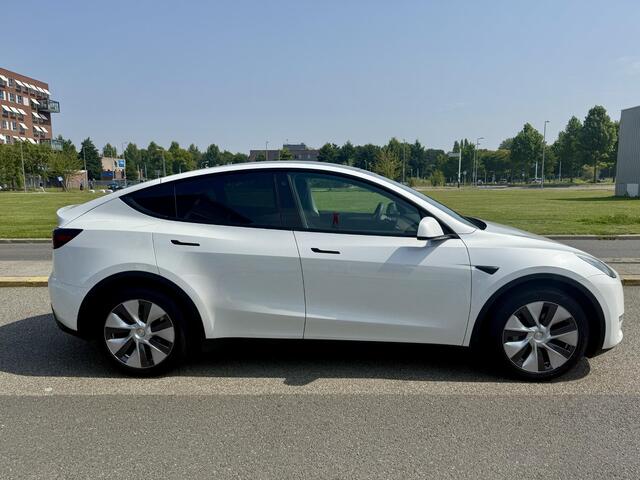 Tesla Model Y Long Range AWD 75 kWh Autopilot / Incl. BTW / TOP aanbieding!