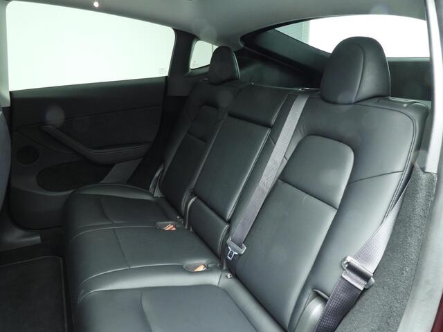 Tesla Model Y Long Range AWD 75 kWh | Midnight Cherry Red | Trekhaak | 20"