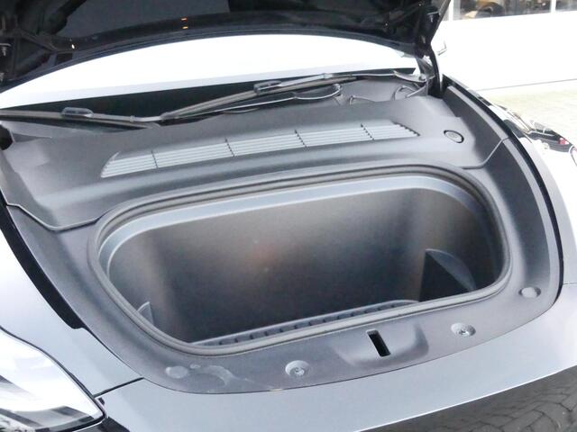 Tesla Model Y RWD 58 kWh