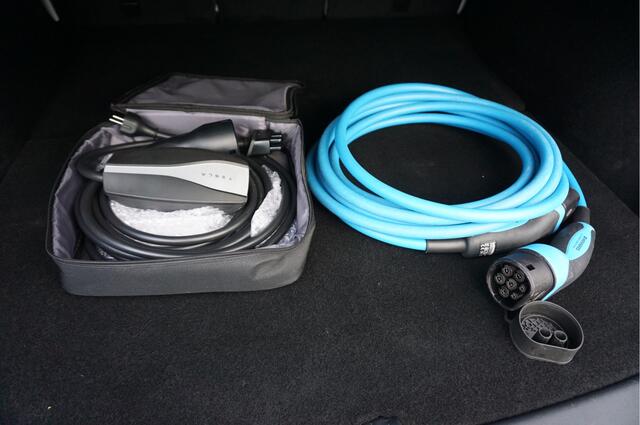 Tesla Model Y Long Range AWD 75kWh SOH 87% Enhanced Autopilot