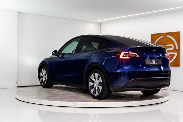 Tesla Model Y RWD 58 kWh 300PK | Incl. BTW | NL AUTO | 1e Eig.+NAP | Pano | Full Self Driving | 12 MND Garantie