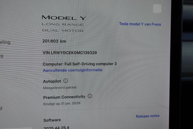 Tesla Model Y Long Range AWD 75 kWh SOH 88,7%, Panoramadak, Autopilot computer 3.0, 360 Camera, Trekhaak, Warmtepomp