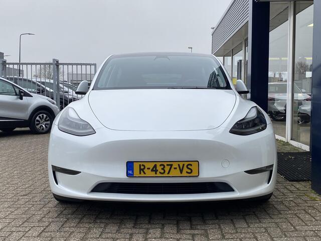 Tesla Model Y Performance AWD 75 kWh / Panodak / Stuurverwarming / Stoelverwarming V+A / Vol-Leder / Elektr.-Stoelen / Dodehoek-Detectie / Keyless / LED / Navi / 21'' LMV / ENZ.
