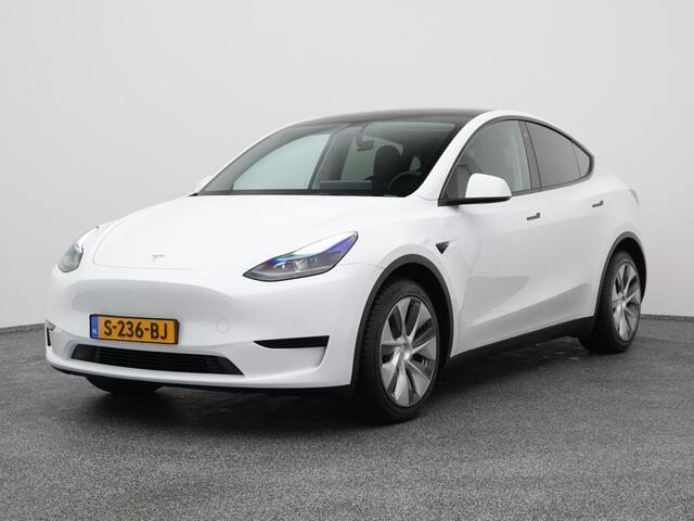 Tesla Model Y RWD 58 kWh | PANO | CAMERA | AUTOPILOT | KEYLESS | STOELVERWARMING