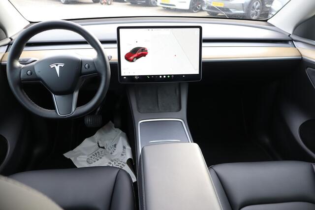 Tesla Model Y Long Range AWD 75 kWh 87,3% SOH, Autopilot computer 3.0, Warmtepomp, 360 Camera,