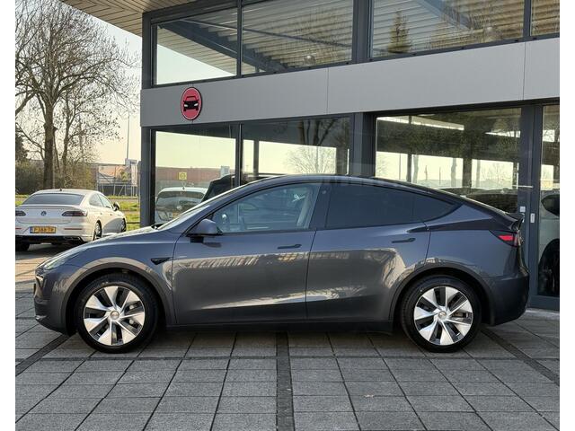 Tesla Model Y Aut. Long Range Dual Motor AWD | Autopilot | Panorama | Leder |