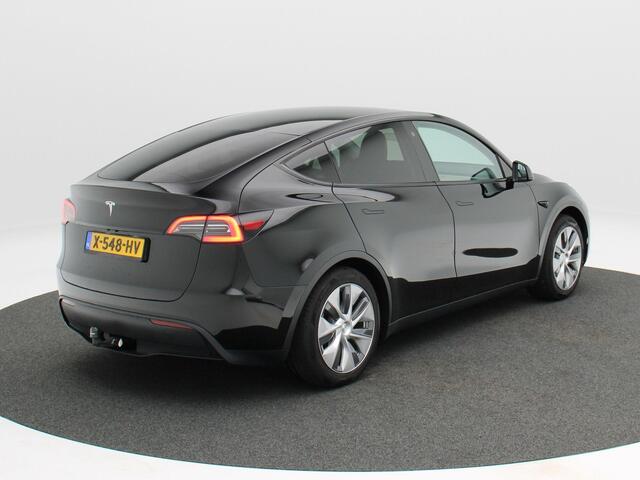 Tesla Model Y RWD 58 kWh 238 Pk | Trekhaak | Panoramadak | Stoel/Stuur Verwarming | 360° Camera | Adaptive Cruise | 56.403 Km !!
