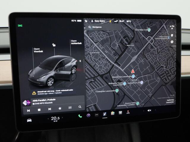 Tesla Model Y RWD 58 kWh 238 Pk | Trekhaak | Panoramadak | Stoel/Stuur Verwarming | 360° Camera | Adaptive Cruise | 56.403 Km !!
