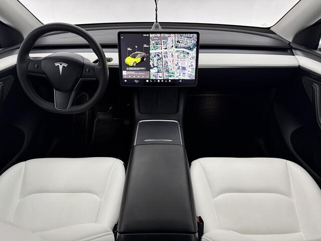 Tesla Model Y Long Range AWD 75 kWh | Snelladen | Autopilot | SOH 90% | Camera | Memory | Pano | Stoel/Stuurverw.