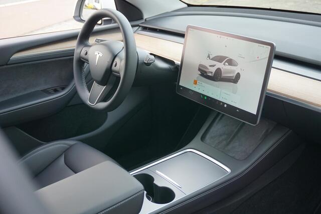 Tesla Model Y RWD 58 kWh