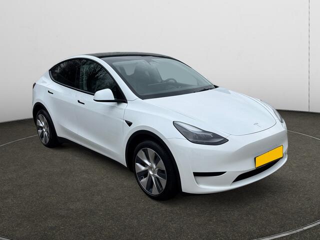 Tesla Model Y RWD 58 kWh SOH 94% Panoramadak, Autopilot, Full Self Driving Fase 3