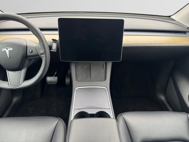 Tesla Model Y RWD 58 kWh SOH 94% Panoramadak, Autopilot, Full Self Driving Fase 3