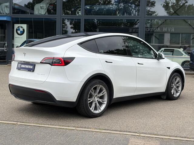 Tesla Model Y Long Range AWD 75 kWh SOH 92% | AFNEEMBARE TREKHAAK| ENHANCHED AUTOPILOT| RESTERENDE ALGEMENE FABRIEKSGARANTIE TESLA T/M 03-2028 OF 80.000KM| ACCU + AANDRIJFLIJN T/M 03-2032/ 192.000KM| RIJKLAAR GELEVERD