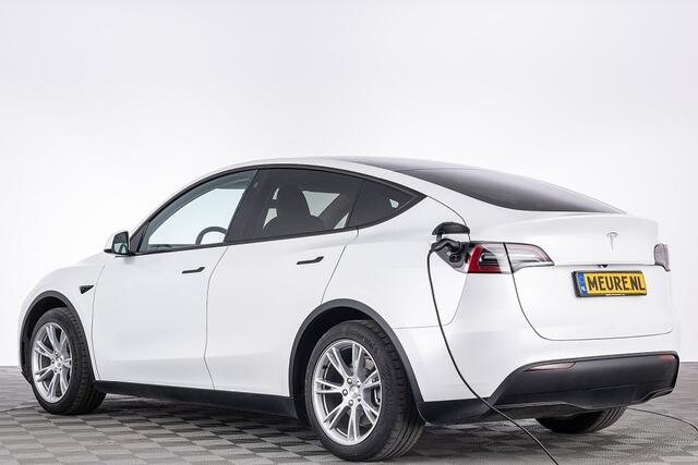Tesla Model Y RWD *SOH 95.1%* PANORAMADAK | LEDER .