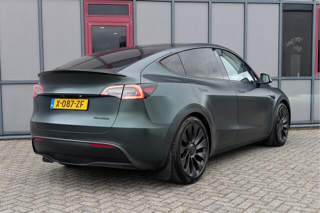 Tesla Model Y Performance AWD 75kWh Trekhaak SOH 92%