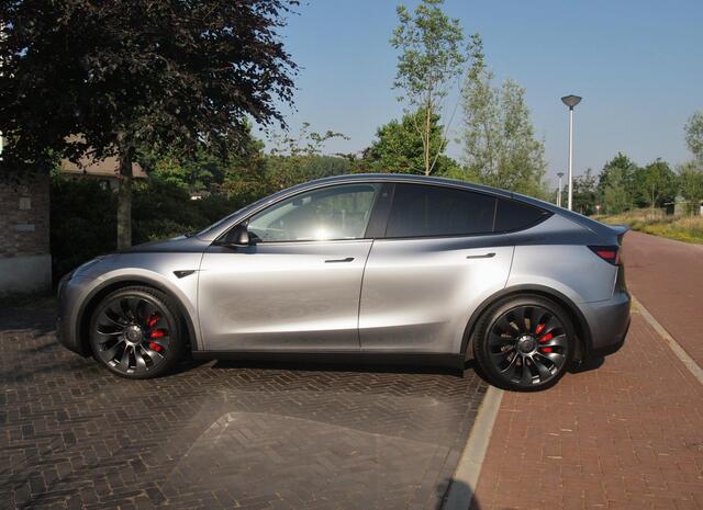 Tesla Model Y Performance AWD 75 kWh | Panoramadak | Trekhaak | 360 Camera | Full Self Driving Computer 3 |