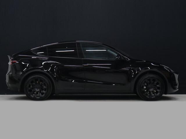 Tesla Model Y RWD 58 kWh [PANORAMADAK, APPLE CARPLAY, ANDROID AUTO, ELEKTRISCHE STOELEN, PDC, CAMERA, STOELVERWARMING, STUURVERWARMING, KEYLESS ENTRY, KEYLESS START, DODEHOEKDETECTIE, CLIMATE CONTROL, NIEUWSTAAT]