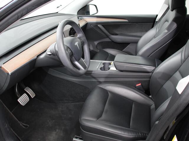 Tesla Model Y Performance Long Range AWD 75 kWh Climate control Adaptieve cruise control Achteruitrijcamera Panoramadak Keyless Stuurverwarming Stoelverwarming LED Navigatie Parkeersensoren