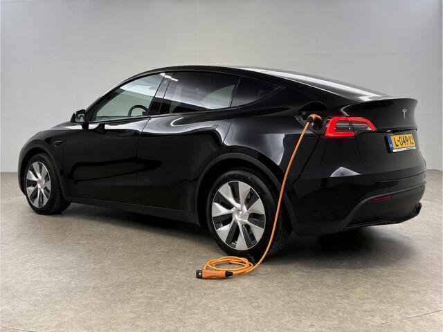 Tesla Model Y Long Range AWD 75 kWh | Snelladen | SOH 88% | Autopilot | Pano | Memory | Camera | Carplay